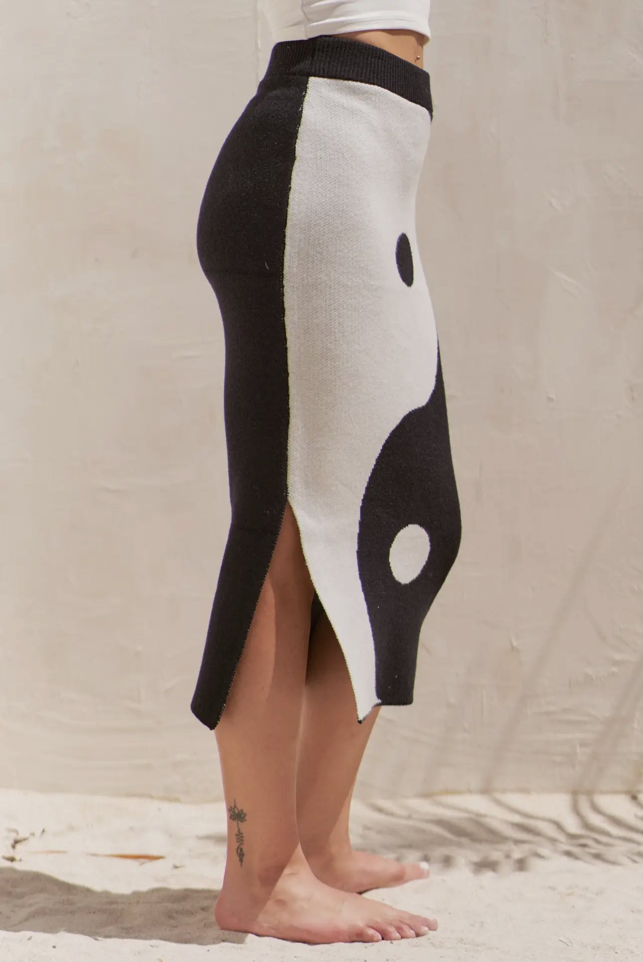 YIN YING KNIT SKIRT