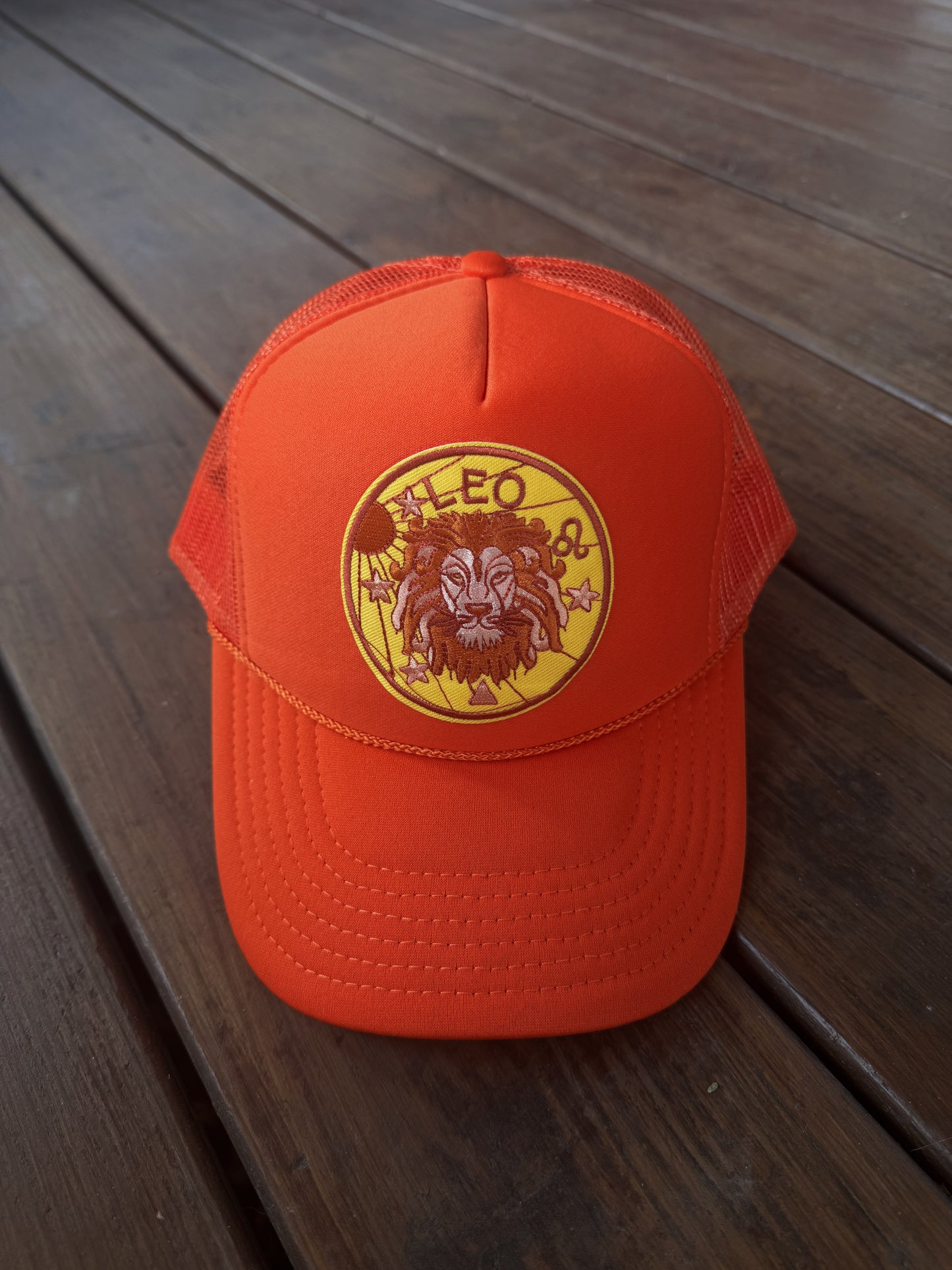 Leo Trucker Orange