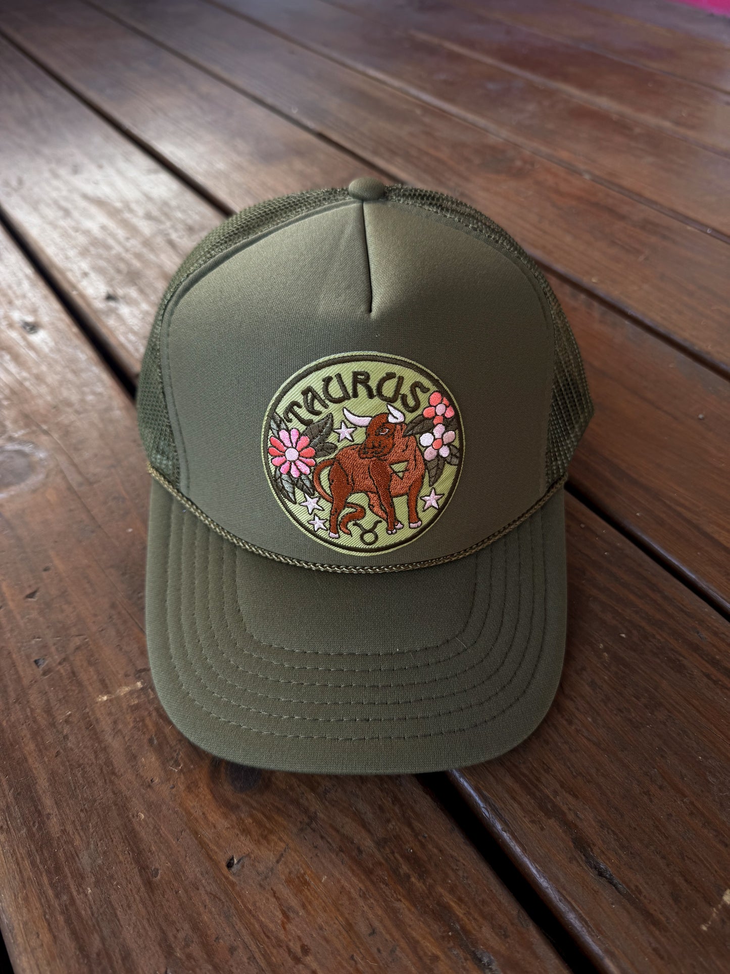 Taurus Trucker Olive